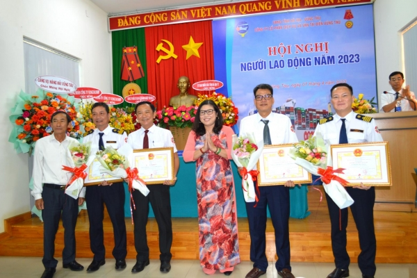 Ngày 07/4/2023, Công ty cổ phần Dịch vụ và Vận tải biển Vũng Tàu đã tổ chức Hội nghị Người lao động năm 2023. Tham dự Hội nghị còn có đại diện lãnh đạo các sở ban ngành.
